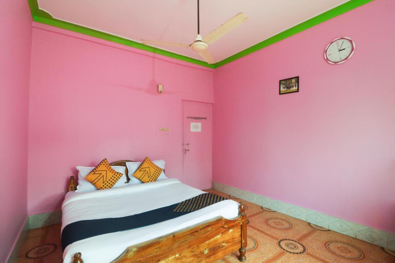 Spot On 65043 Hotel Kalinga Palace Kendrapara Exterior photo