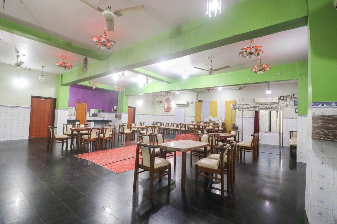 Spot On 65043 Hotel Kalinga Palace Kendrapara Exterior photo